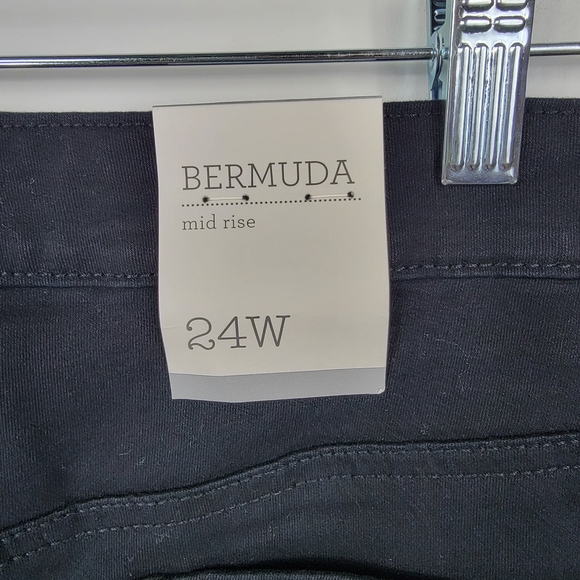 Style & Co Bermuda Shorts Size 24W - Picture 5 of 5